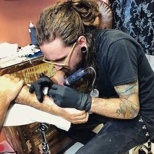 Meet your Posher, Alex